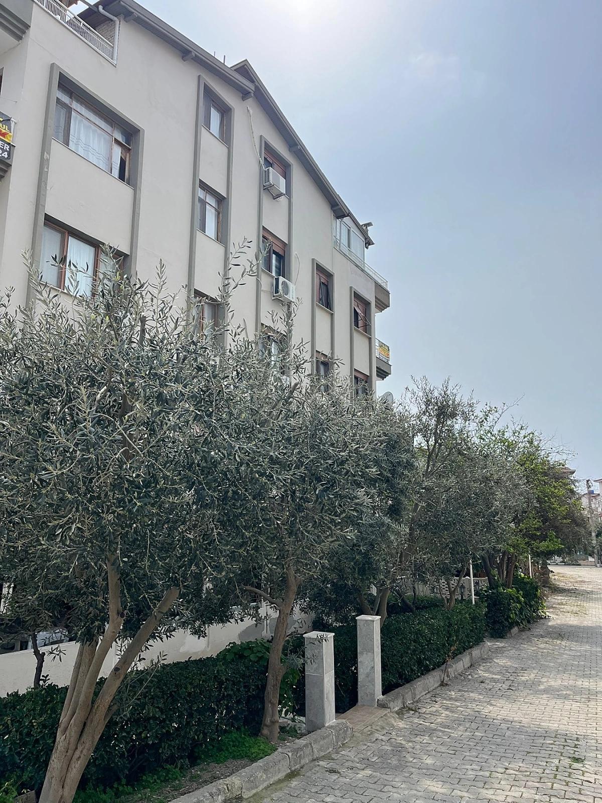 3+1 Maisonette-wohnung Im Özdere-ortamahalle-gebiet, 100 Meter Vom Meer Entfernt!!!