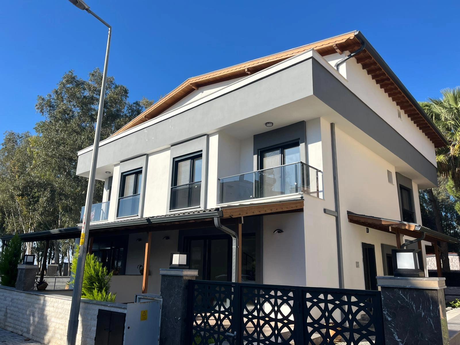 Strandvilla Im Ortamahalle-viertel Von Özdere!!!