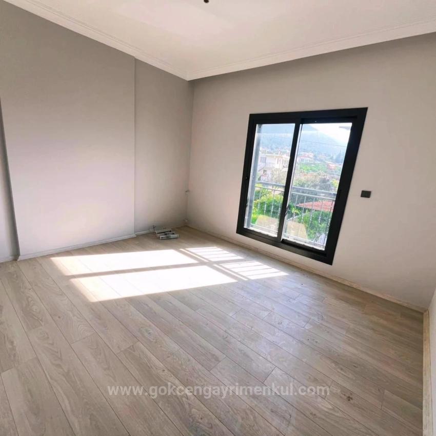 Luxuriöse 3+1-Zimmer-Villa In Ecklage Im Özdere Orta Mahalle Zu Verkaufen, Keine Weiteren Renovierungsarbeiten Erforderlich!