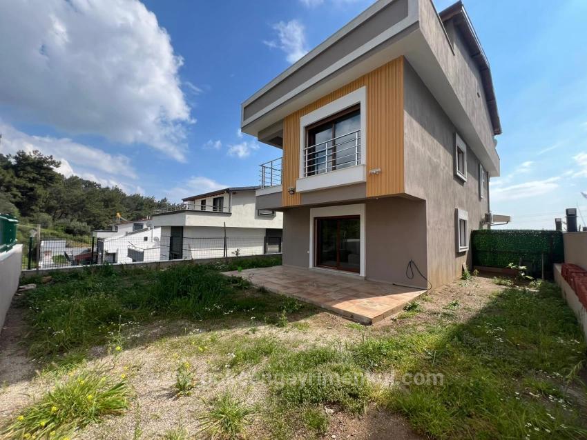 Geräumige 3+1-Villa In Der Gegend Von Özdere Çukuraltı!!