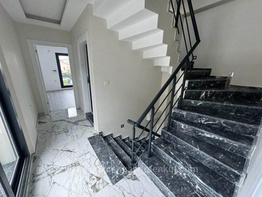 Villa Mit Parkplatz In Özdere Ortamahalle, 300 Meter Vom Meer Entfernt!!!!