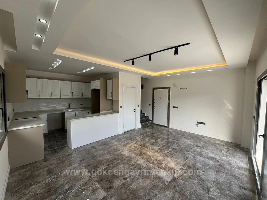 Villa Mit Garten, Parkplatz Und 3 Schlafzimmern In Özdere Gümüldür, 400 Meter Vom Meer Entfernt, Zu Vermieten!