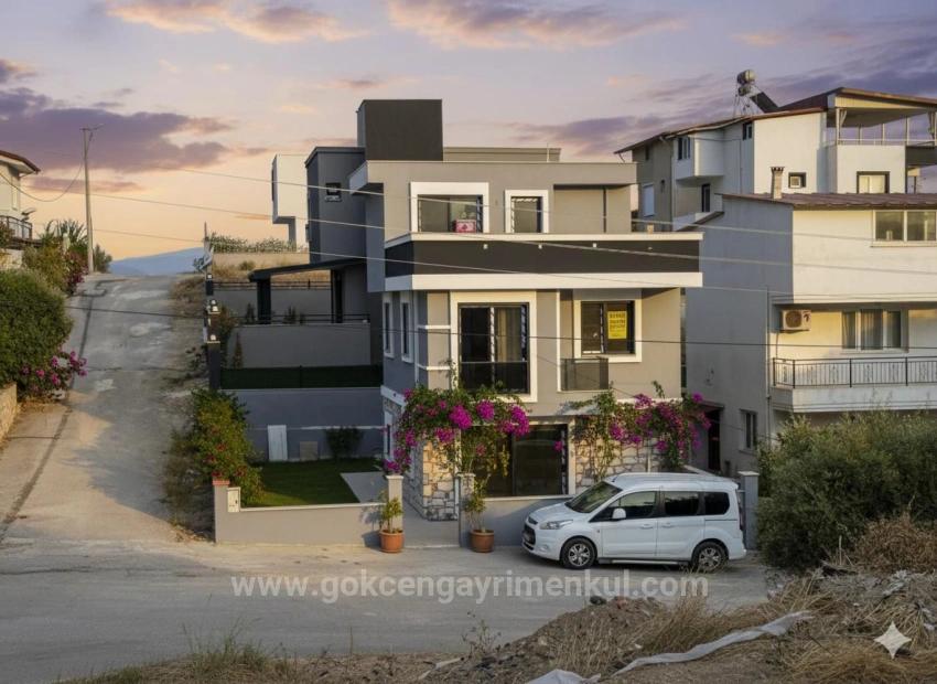 Großzügige Freistehende Villa In Der Region Doğanbey In Seferihisar!!!