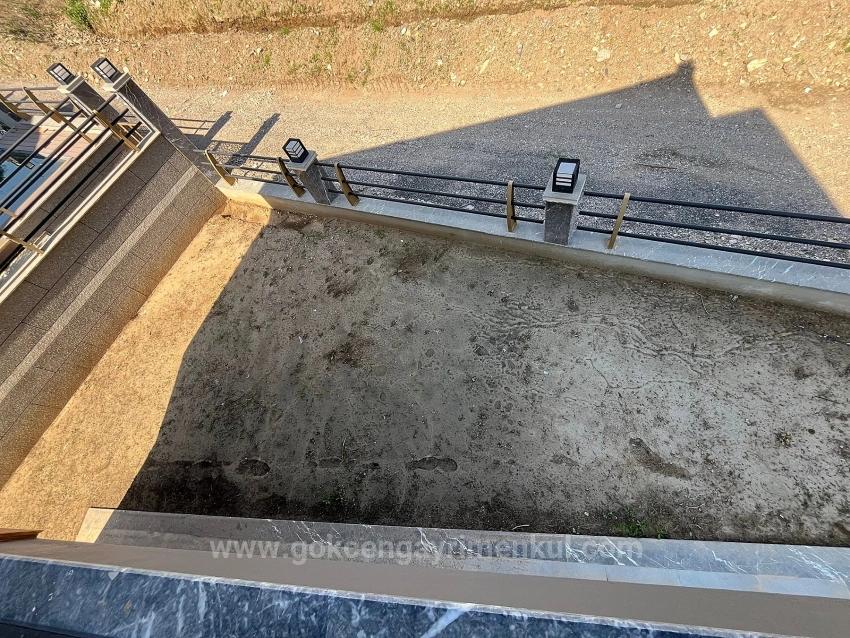 4+1 Eckgrundstücksvilla In Der Gegend Von Özdere Ortamahalle!!!