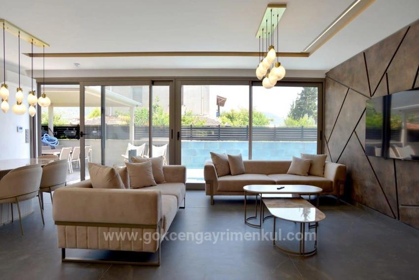 Die Einzige Freistehende Villa Mit Privatem Pool In Der Region Özdere Gümüldür!!!