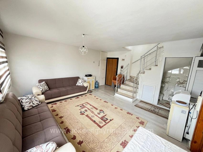 3+1 Maisonette-Wohnung Im Özdere-Ortamahalle-Gebiet, 100 Meter Vom Meer Entfernt!!!