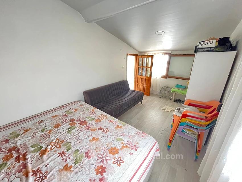 3+1 Maisonette-Wohnung Im Özdere-Ortamahalle-Gebiet, 100 Meter Vom Meer Entfernt!!!