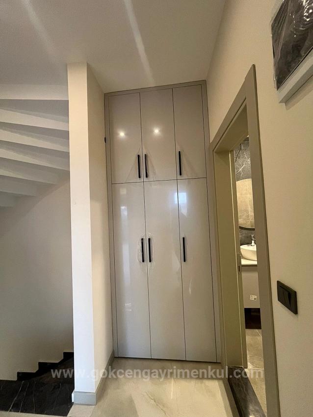 3+1 Villa In Der Gegend Von Özdere Ortamahalle, 300 Meter Vom Meer Entfernt!!!