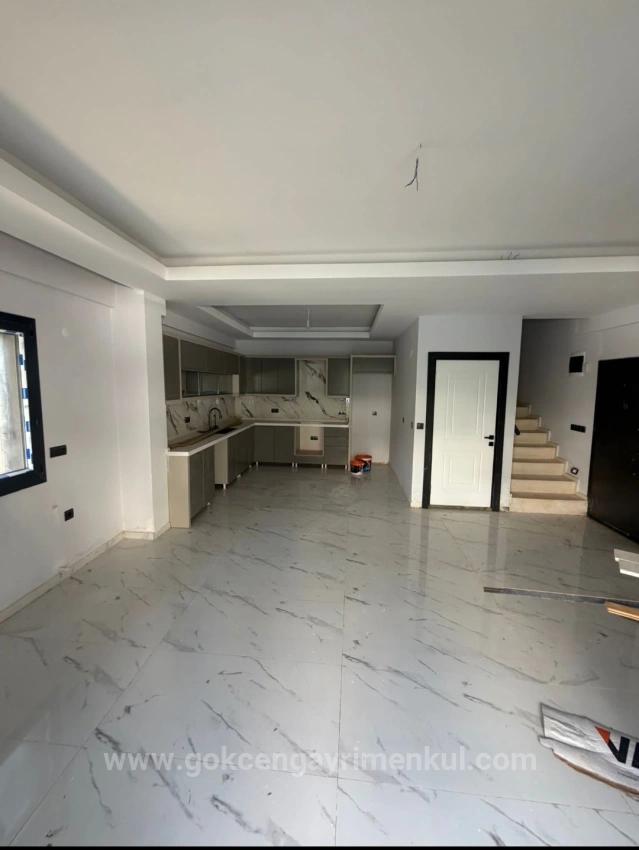 Geräumige 4+1-Villa Zum Verkauf In Der Gegend Von Özdere Çukuraltı 14 Evler!!!!