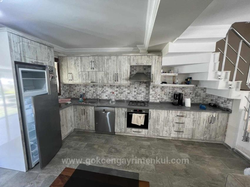 3+1 Villa In Einer Anlage Am Meer Mit Pool In Gümüldür!!!