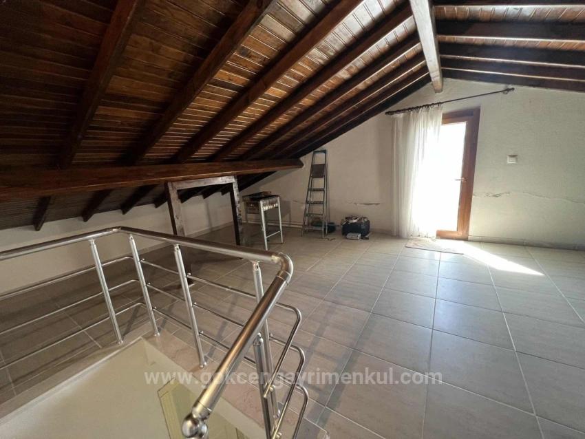 3+1 Villa In Einer Anlage Am Meer Mit Pool In Gümüldür!!!