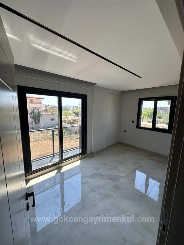 3+1 Villa Mit Großzügigem Garten, 300 Meter Vom Meer Entfernt In Der Region Gümüldür!!!!