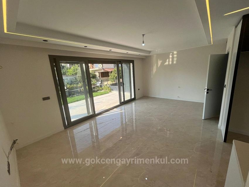 Großzügige Und Helle 3+1 Luxusvilla Mit Parkplatz Im Özdere Ortamahalle Center!!!