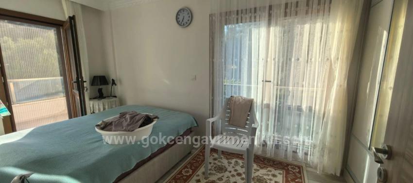 Eckgrundstück 3+1 Villa Im Zentrum Von Özdere Çukuraltı!!