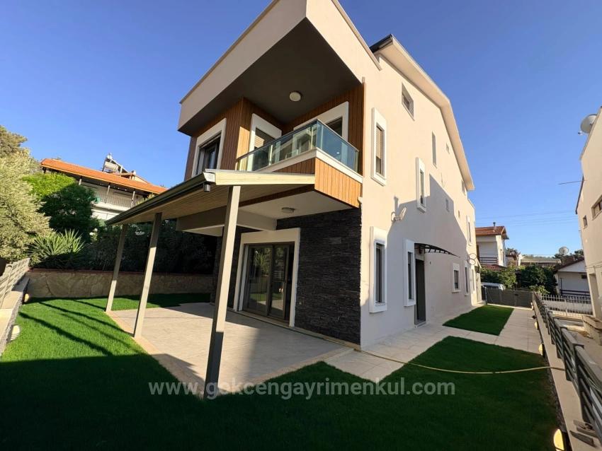 3+1 Villa In Der Region Özdere Çukuraltı, 80 Meter Vom Meer Entfernt!!!