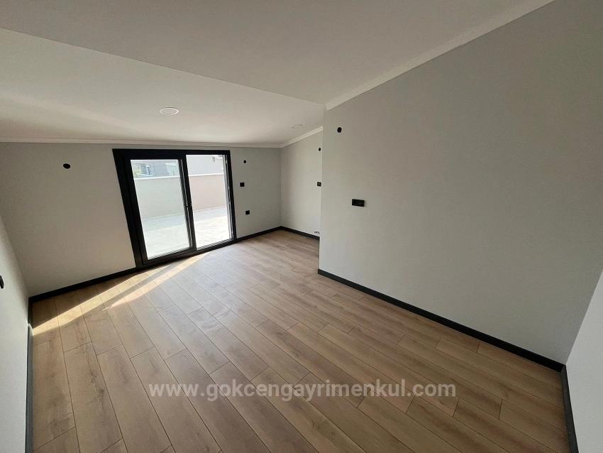 Luxusvilla Mit Parkplatz, 400 Meter Vom Meer Entfernt In Der Region Gümüldür!!!