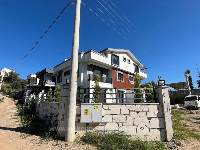 Zentral Gelegene 3+1-Zimmer-Villa Mit Fußbodenheizung Im Viertel Özdere Çukuraltı!!!