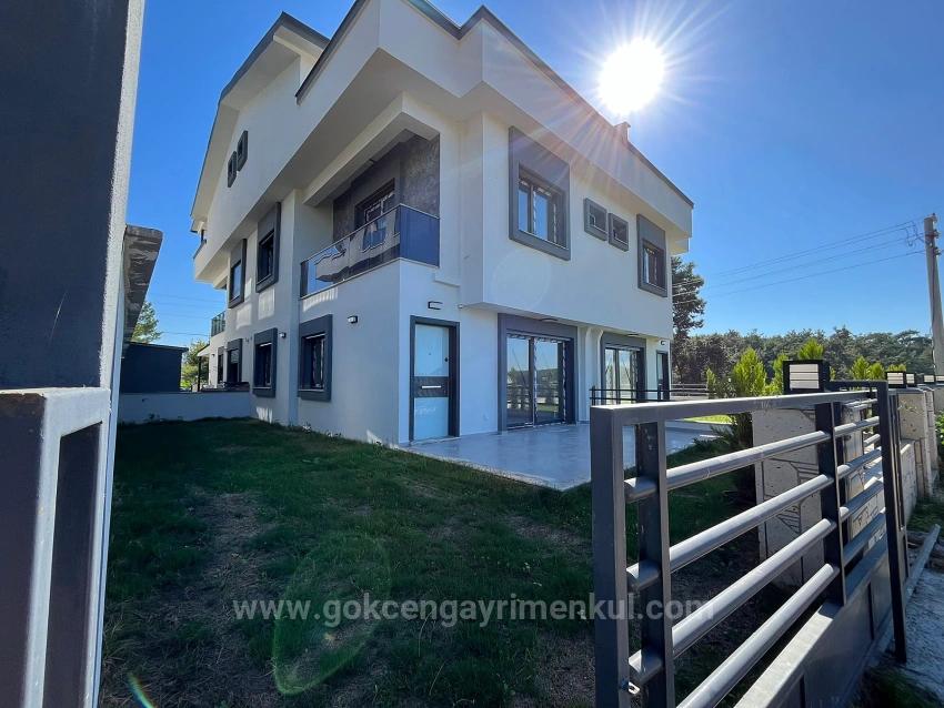 Zentral Gelegene 3+1-Zimmer-Villa Mit Fußbodenheizung Im Viertel Özdere Çukuraltı!!!