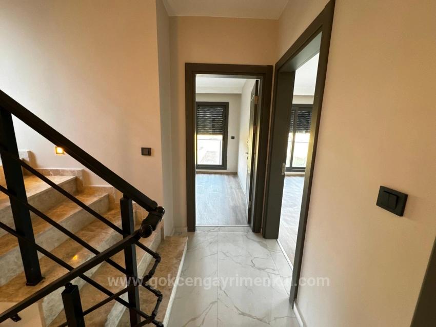 3+1 Villa In Der Region Seferihisar Doğanbey, 100 Meter Vom Meer Entfernt!!!