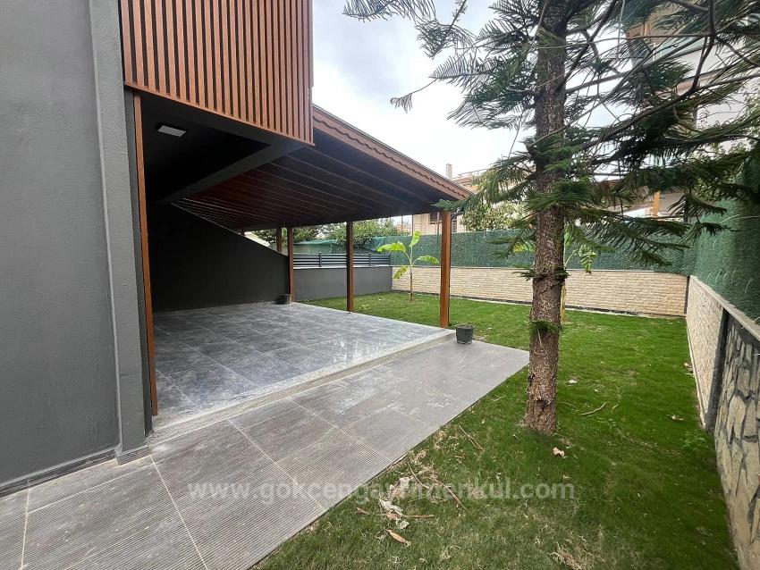 Luxuriöse 3+1-Zimmer-Villa Mit Großzügigem Garten, 80 Meter Vom Meer Entfernt In Özdere Ortamahalle!!!