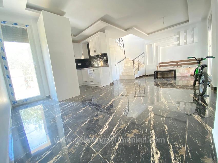 3+1 Villa Mit Parkplatz In Der Doğanbey-Region Von Seferihisar!!!!