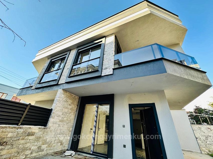 2+1 Villa In Der Region Ürkmez In Seferihisar!!!