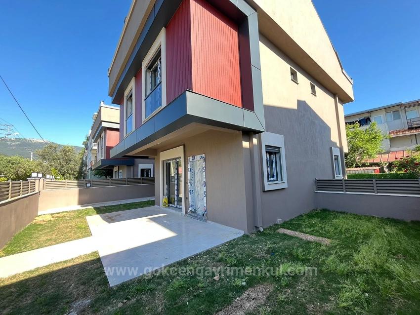 3+1 Villa Mit Garten In Der Gegend Von Özdere Ortamahalle!!!