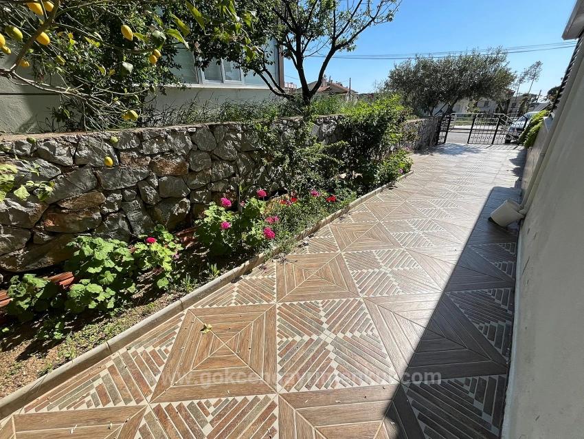 2+1 Wohnung Zum Verkauf In Der Gegend Von Özdere Ortamahalle, 250 Meter Vom Meer Entfernt!!!