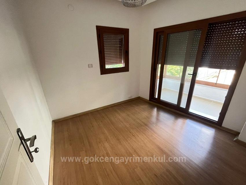 2+1 Wohnung Zum Verkauf In Der Gegend Von Özdere Ortamahalle, 250 Meter Vom Meer Entfernt!!!