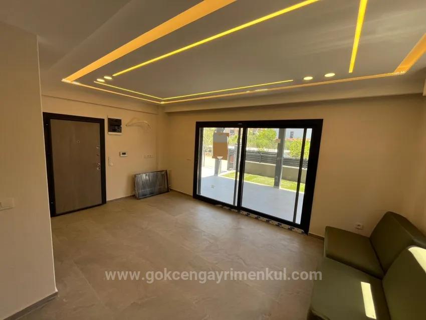 3+1 Villa In Gümüldür, 500 Meter Von De İze Entfernt!!!