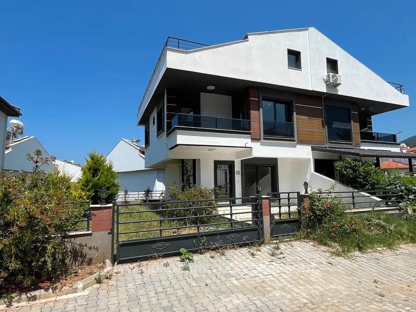 In Özdere, Im Çukuraltın, Finden Sie Eine Vollständig Mit Meer- Und Naturblick Ausgestattete, Großzügige Garten-Villa Mit 3+1 Zimmern!!!
