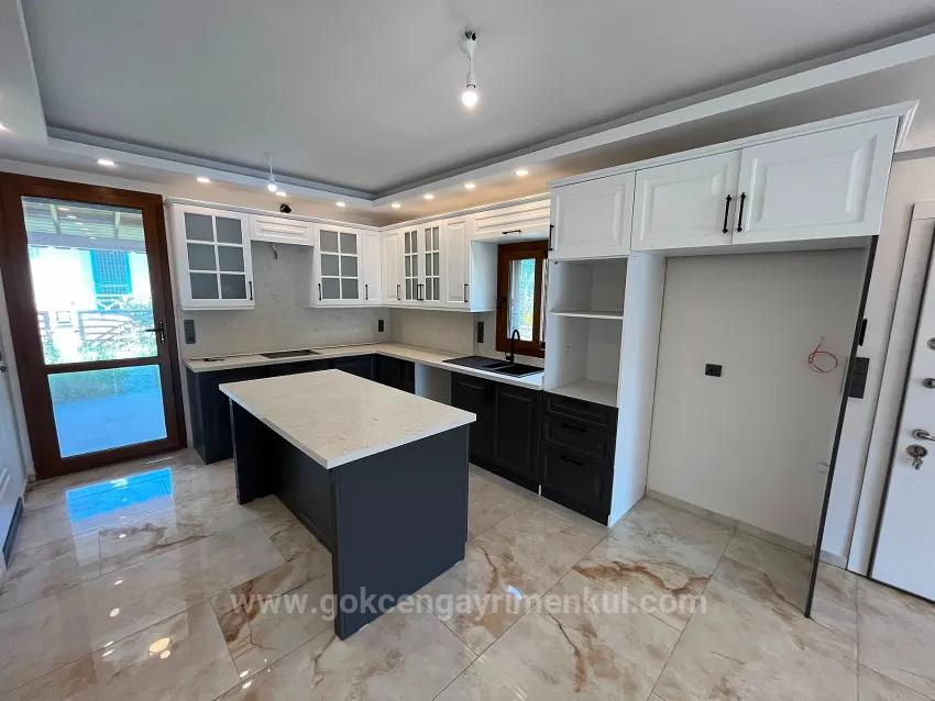 In Özdere, Einem Çukuraltın, Mit Meeres- Und Naturblick, Luxus-Villa!!!