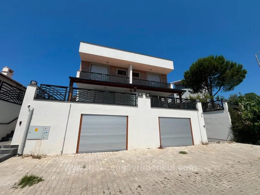 In Özdere, Einem Çukuraltın, Mit Meeres- Und Naturblick, Luxus-Villa!!!