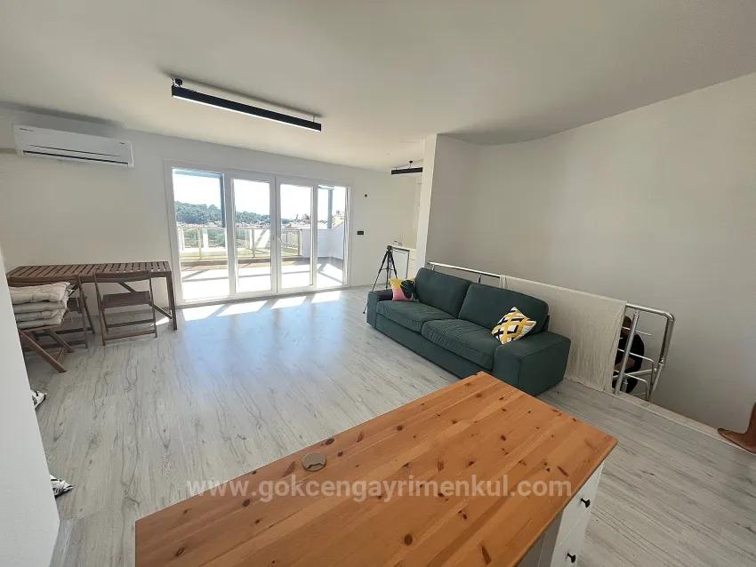 In Özdere Çukuraltın Befindet Sich Ein Villenkomplex Mit Swimmingpool Mit Meeres- Und Naturblick, Luxus-Villa!!!