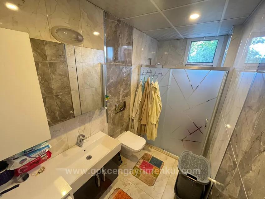 Im Gümüldür Bereich Der Gartenwohnung 2+1 Wohnung!