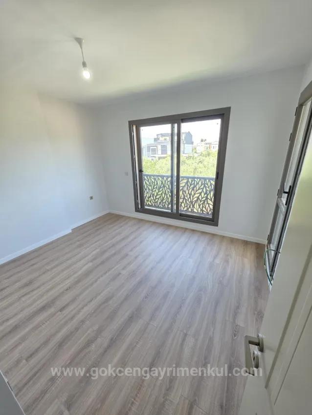 Im Gümüldür Bereich 3+1 Geräumige Villen Mit Garten!!!