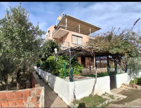 4+1 Villa Zum Verkauf In Der Region Gümüldür!!!