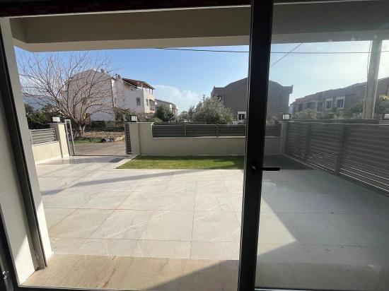 Villa Mit Garten, Parkplatz Und 3 Schlafzimmern In Özdere Gümüldür, 400 Meter Vom Meer Entfernt, Zu Vermieten!