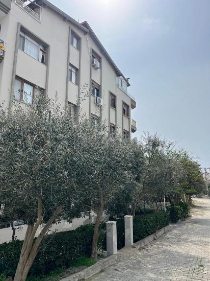 3+1 Maisonette-Wohnung Im Özdere-Ortamahalle-Gebiet, 100 Meter Vom Meer Entfernt!!!