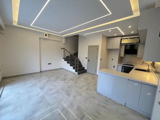 3+1 Villa In Der Gegend Von Özdere Ortamahalle, 300 Meter Vom Meer Entfernt!!!