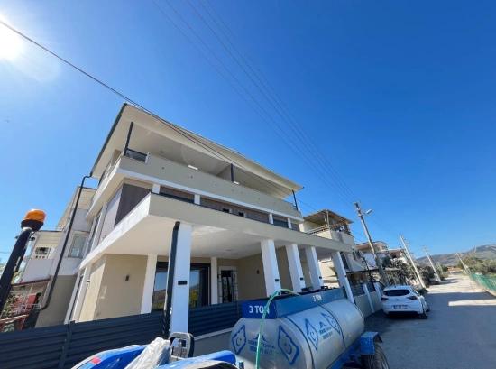 Villa Nur Wenige Gehminuten Vom Meer Entfernt In Der Region Seferihisar Cumhuriyet!!!