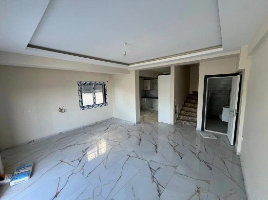 Zentral Gelegene 3+1-Zimmer-Villa Mit Fußbodenheizung Im Viertel Özdere Çukuraltı!!!