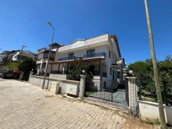 3+1 Villa In Der Region Özdere Çukuraltı, 100 Meter Vom Meer Entfernt!!!