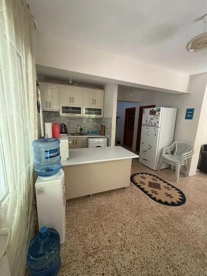 2+1 Erdgeschosswohnung Mit Garten, 50 Meter Vom Meer Entfernt In Der Region Gümüldür!!!
