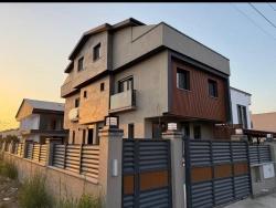 3+1 Villa Mit Großzügigem Garten, 300 Meter Vom Meer Entfernt In Der Region Gümüldür!!!!