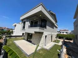 3+1-Zimmer Villa Zu Verkaufen in Çukuraltı Bz. Menderes Özdere - 200 m²