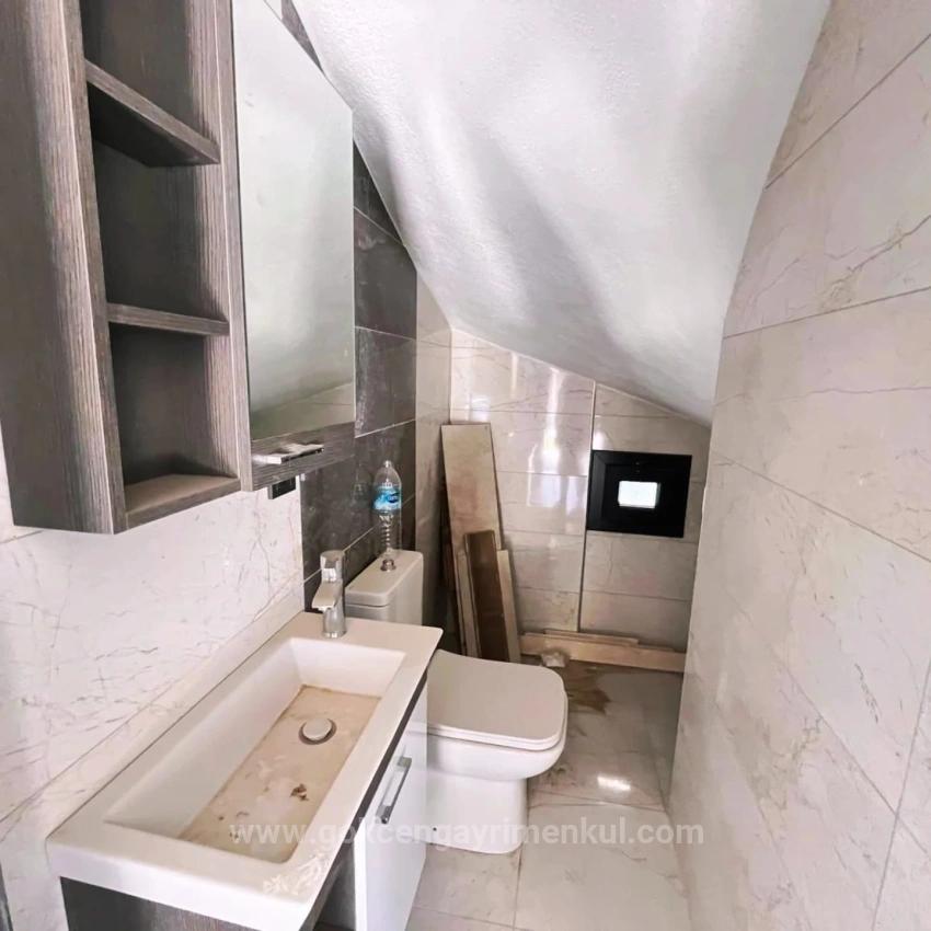 *Luxury 3+1 Villa For Sale In A Corner Location In Özdere Orta Mahalle, Requiring No Additional Renovations!