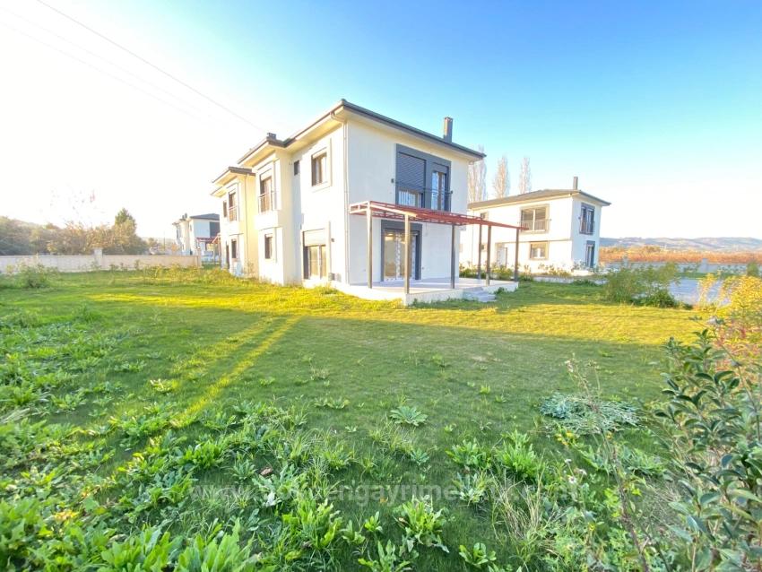Detached 3+1 Villa In Seferihisar Kavakdere Region!!!