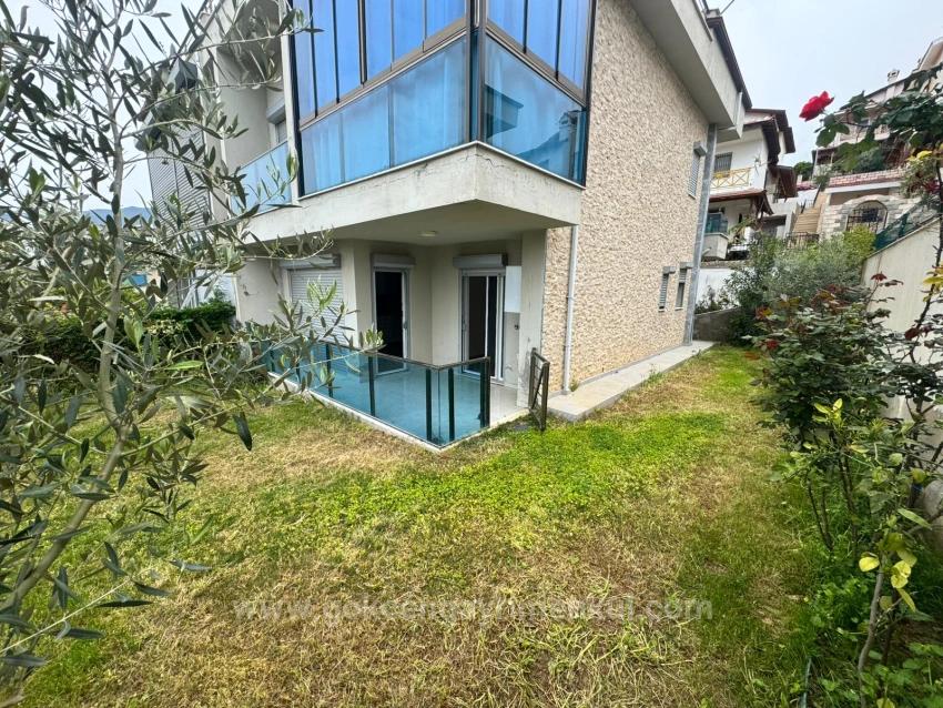2+1 Apartment With Sea View And Garden In Özdere Çukuraltı Center!!!