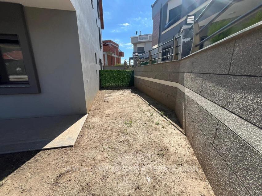 4+1 Corner Plot Villa In Özdere Ortamahalle Area!!!